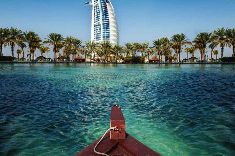 DUBAI A SU ALCANCE