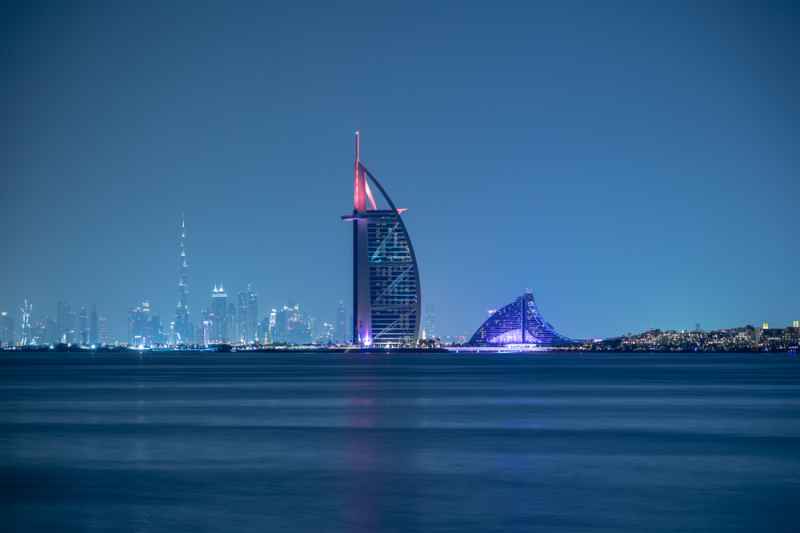 DUBAI A SU ALCANCE